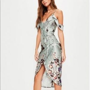 Silky gray floral midi dress🌺💐🌷🌸🌼